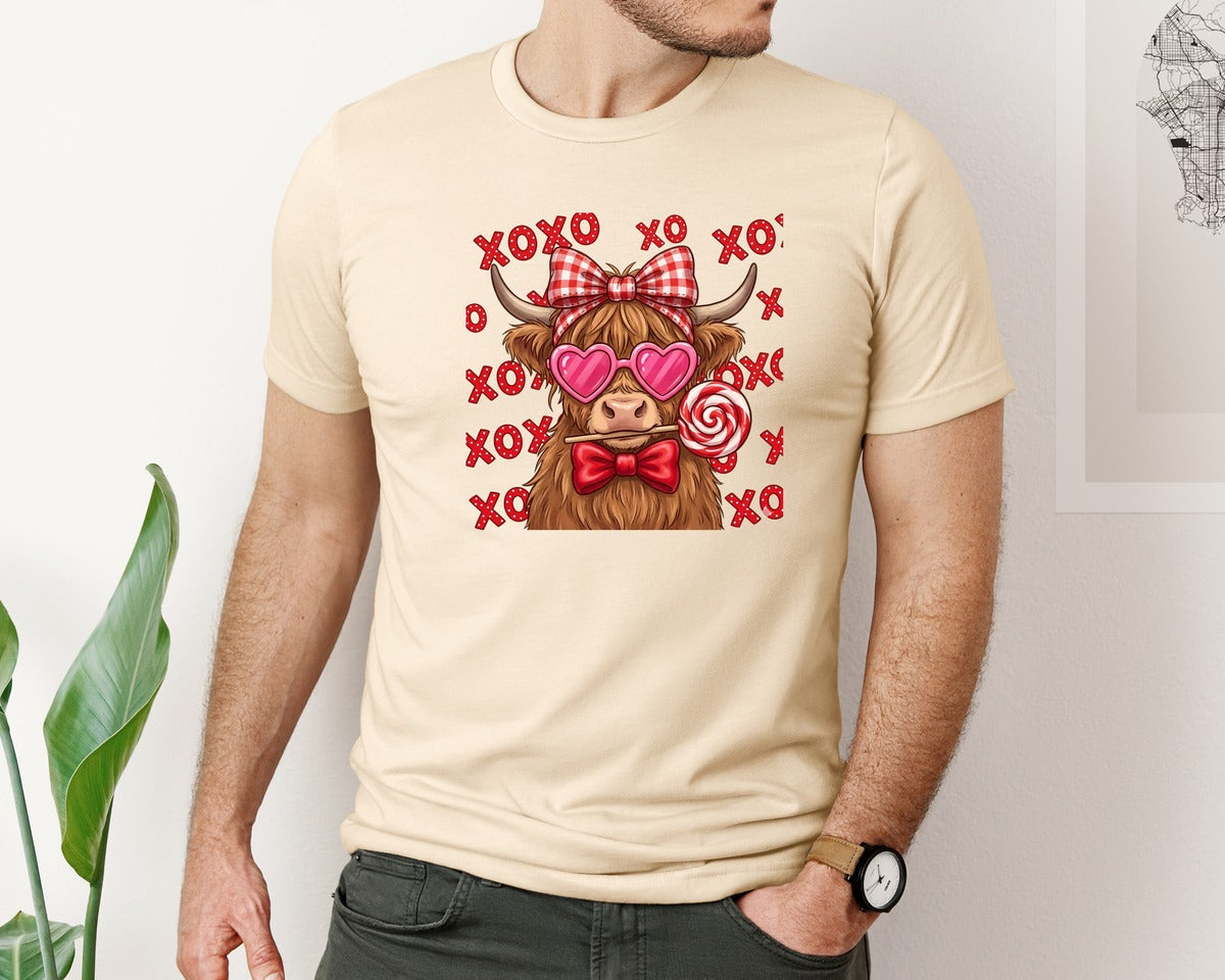 brand:Bella Canvas|color:Soft Cream|Highland Cow Xoxo Western Valentine Graphic T-Shirt