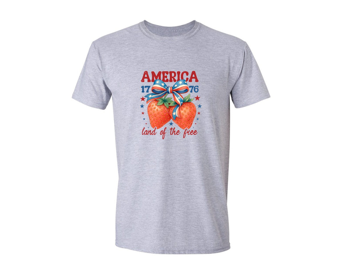 brand:Generic|color:Sports Grey / Athletic Heather|Coquette 4Th Of July Strawberry Graphic T-Shirt