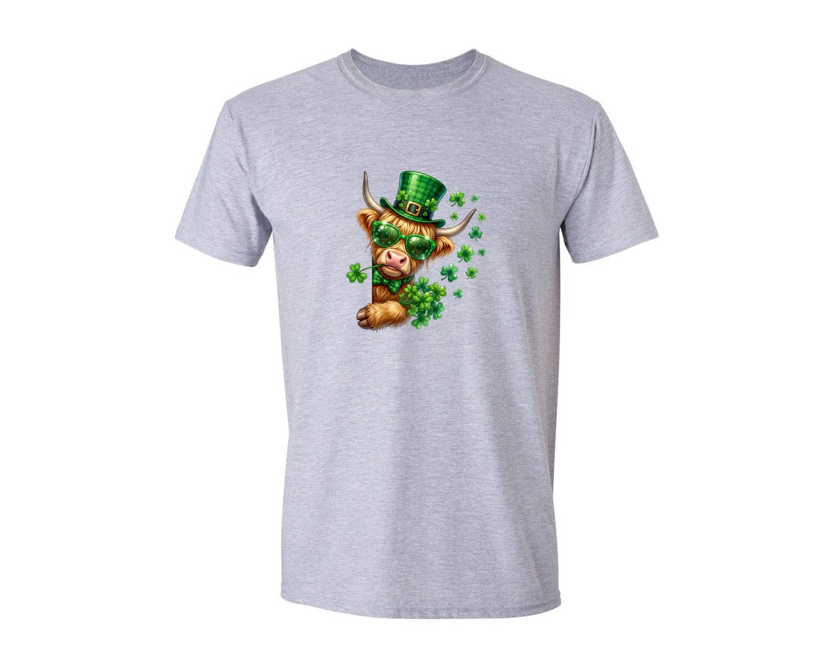 brand:Generic|color:Sports Grey / Athletic Heather|Highland Cow St Patricks Graphic T-Shirt