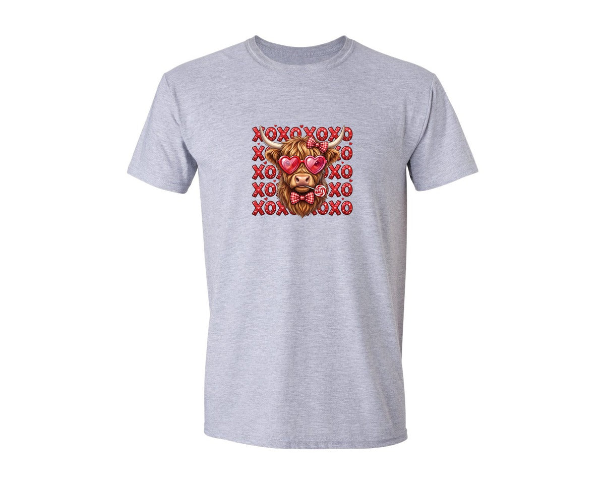 brand:Generic|color:Sports Grey / Athletic Heather|Valentines Day Xoxo Highland Cow Graphic T-Shirt