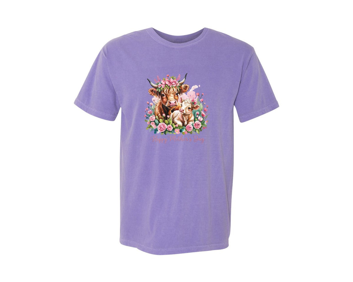 brand:Comfort Colors|color:Violet|Highland Cow Mothers Day 4 Graphic T-Shirt
