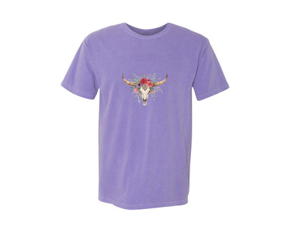 brand:Comfort Colors|color:Violet|Rose Flowers Western Bull Skull Longhorn 6 Graphic T-Shirt