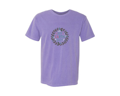 brand:Comfort Colors|color:Violet|Earth Day With Leaf Wreath T Shirtdesign Graphic T-Shirt