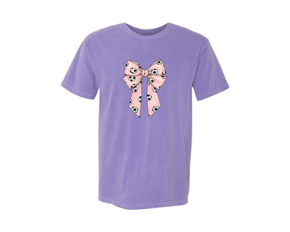 brand:Comfort Colors|color:Violet|Soccer Pattern Coquette Bow Graphic T-Shirt