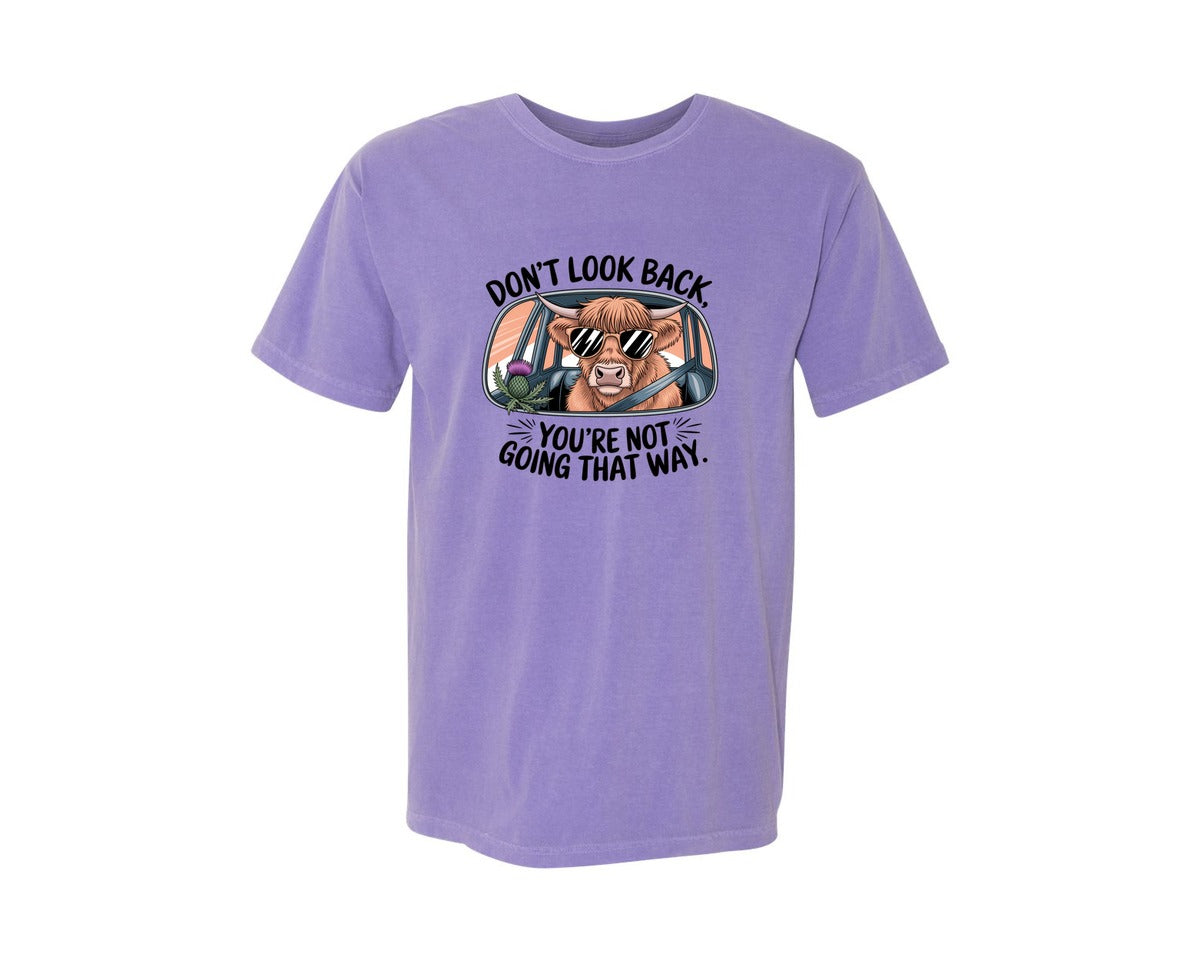 brand:Comfort Colors|color:Violet|Dont Look Back Highland Cow Graphic T-Shirt