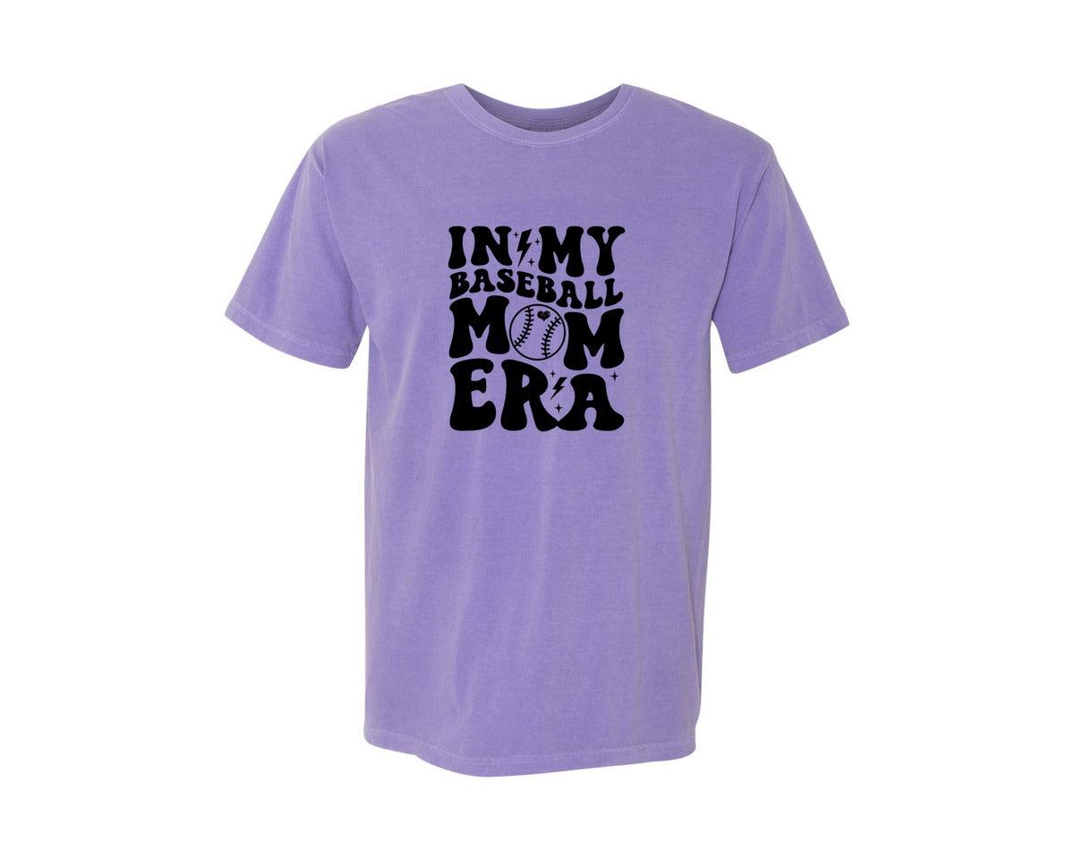 brand:Comfort Colors|color:Violet|Retro Sports Mom In My Mom Era Graphic T-Shirt