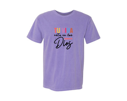 brand:Comfort Colors|color:Violet|Tu Vida Esta En Las Manos De Dios 2 Graphic T-Shirt