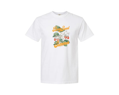 brand:Comfort Colors|color:White|Strawberry Vintage Summer Graphic T-Shirt