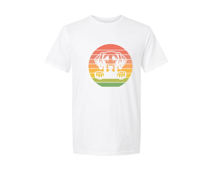 brand:Generic|color:White|Weimaraner Dog Peeking Sunset Vintage Graphic T-Shirt