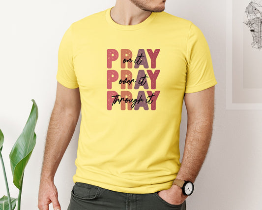 Retro Christian Pray Jesus Faith Graphic T-Shirt